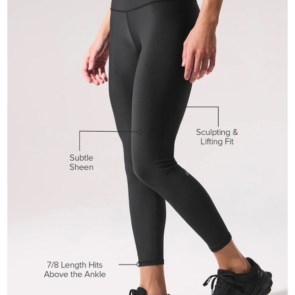 ALO Yoga black high waist airlift leggings - Picture 3 of 4